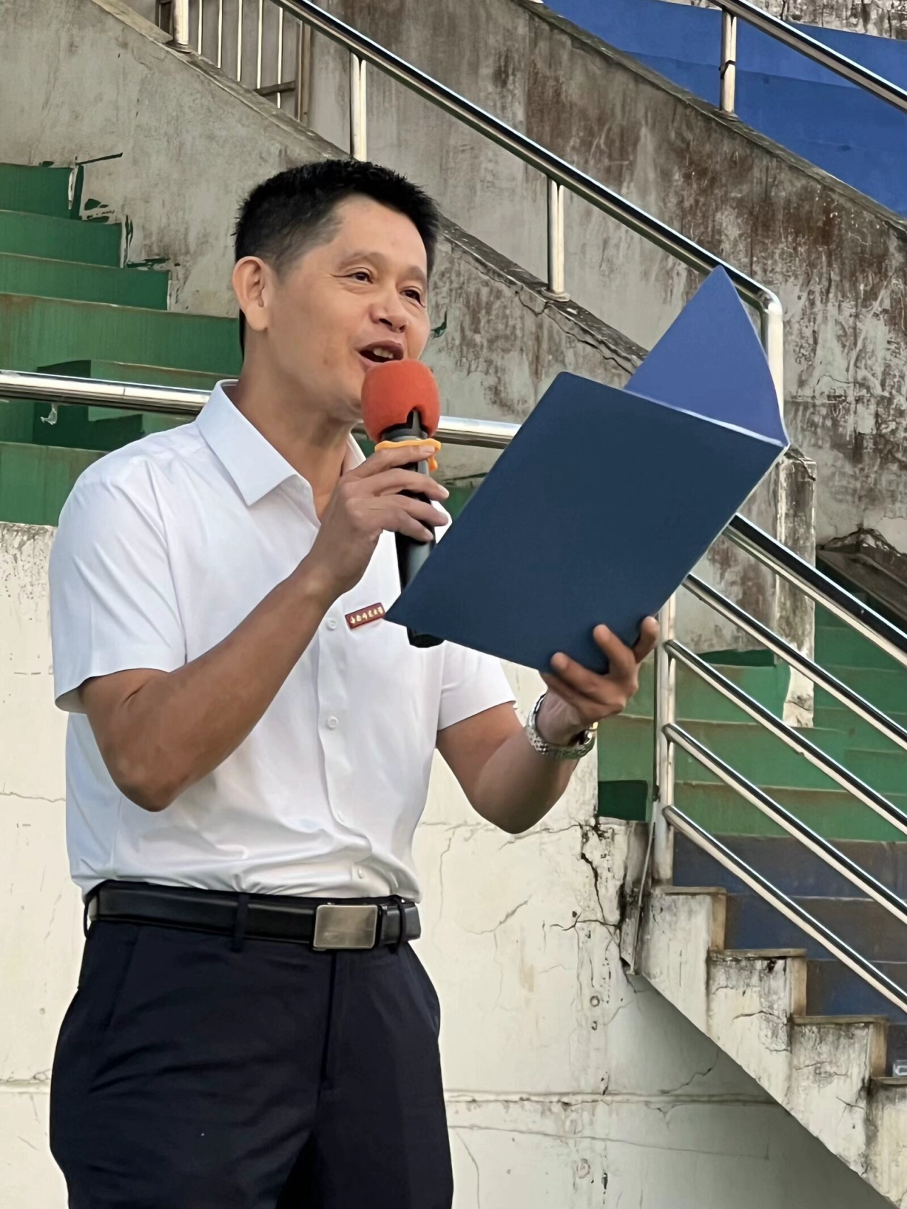 海南师范大学地理与环境科学学院升旗仪式活动顺利开展