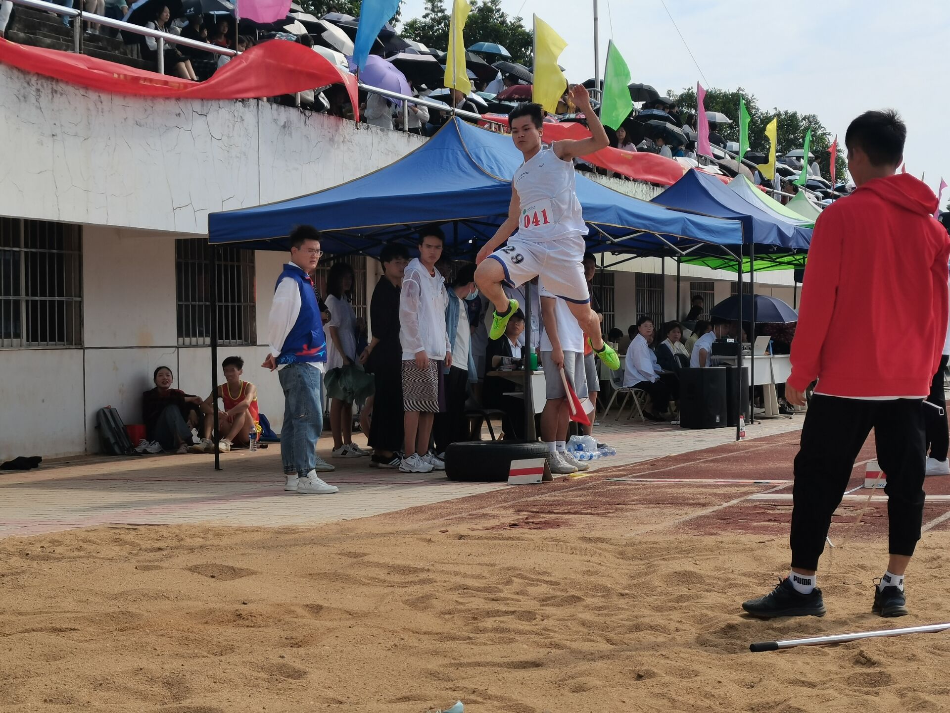 我院在第37届校运动会中喜获佳绩