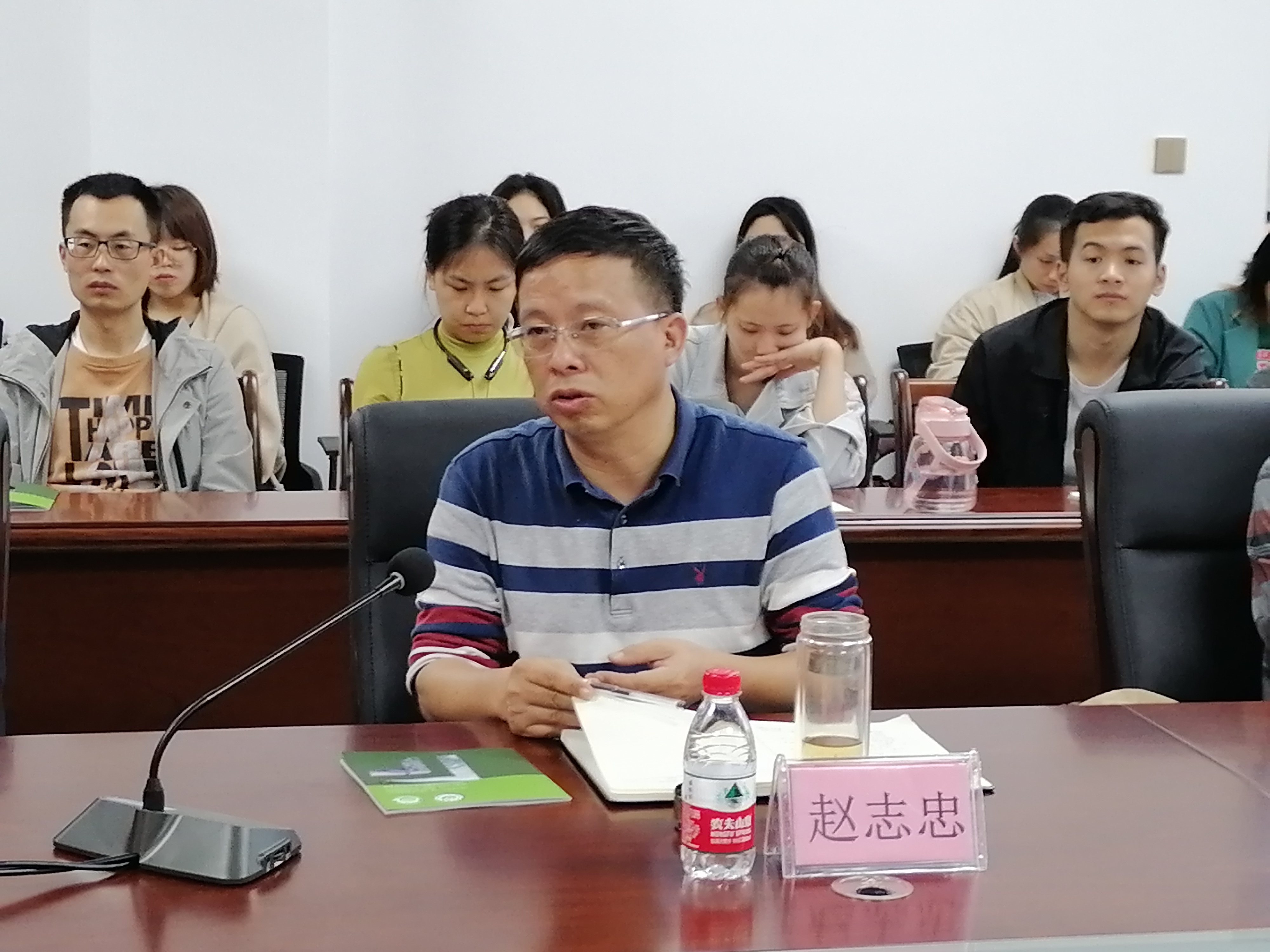 中山大学地理科学与规划学院薛德升院长一行莅临我院交流指导