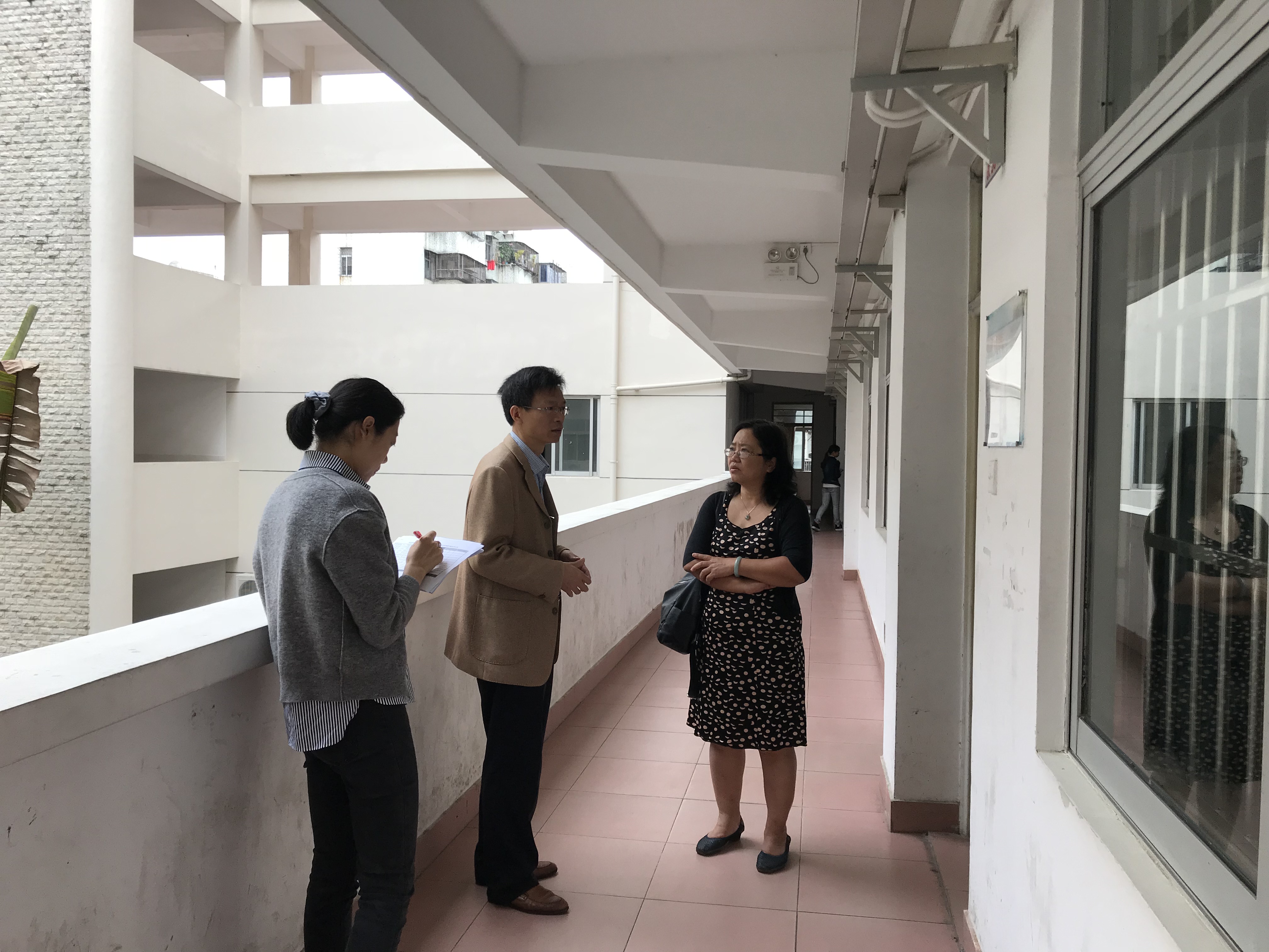 院领导深入一线检查新学期上课情况