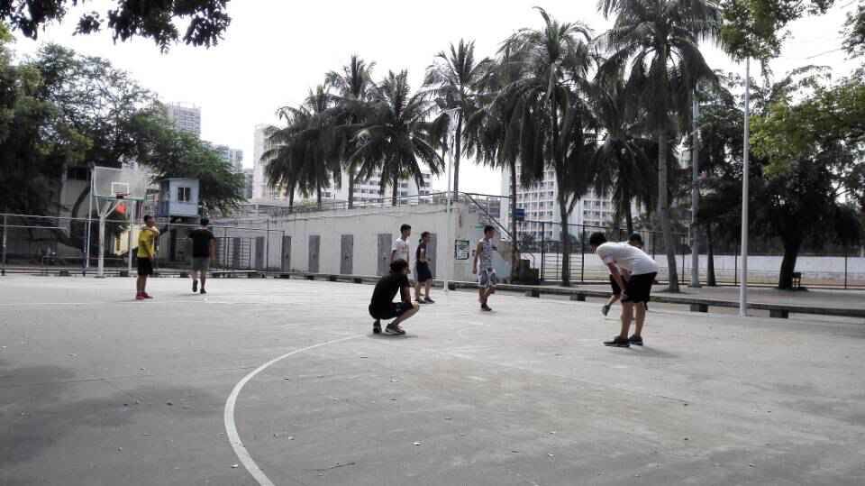 2015级人文地理与城乡规划班开展篮球友谊赛