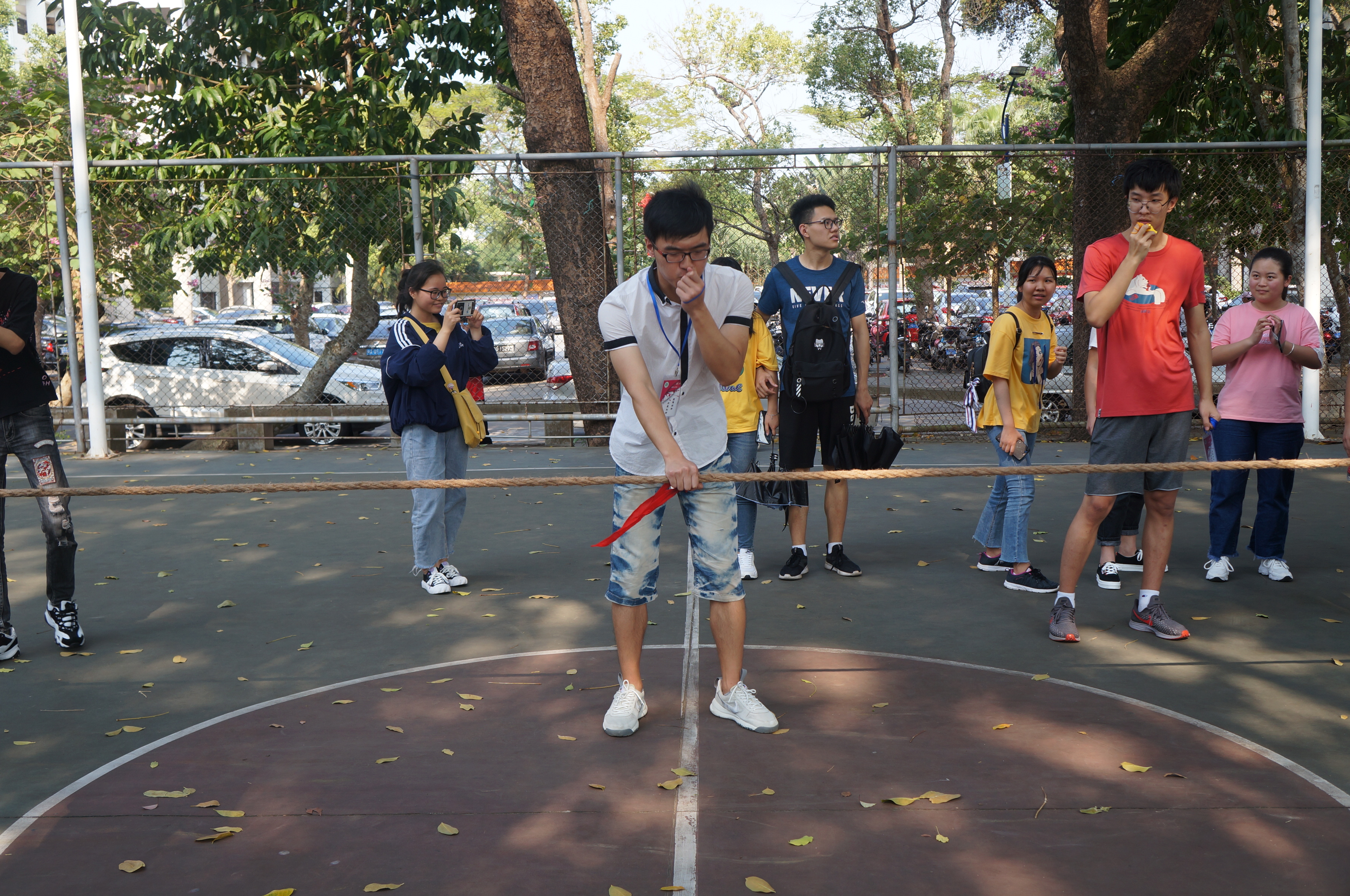 同心同力，赛出风采——我院成功举办3.7女生节拔河友谊赛