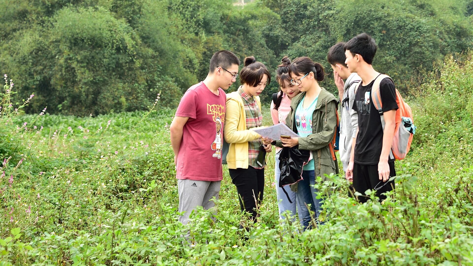 【创新创业实践周】系列活动之八：2016级地理信息科学班Arcgis实习与无人机试飞