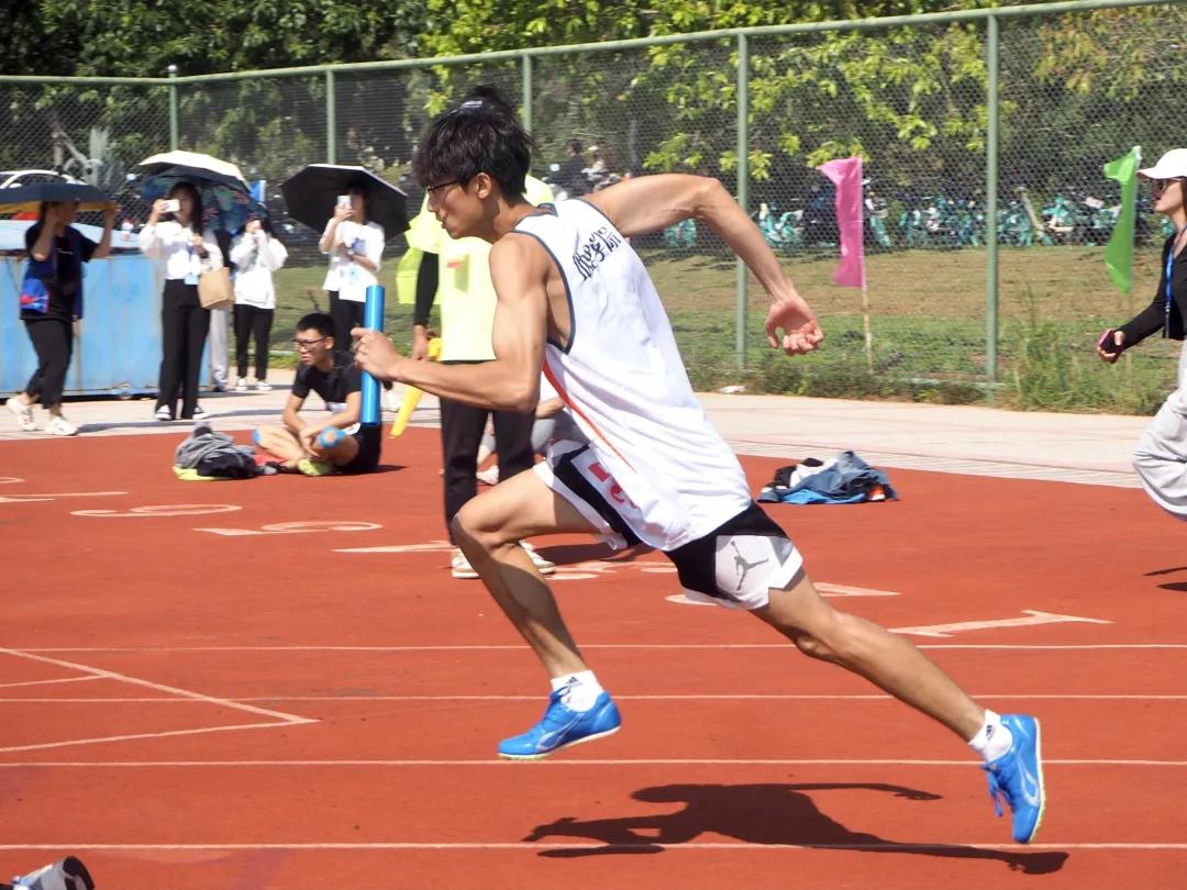 我院在第38届校运动会中喜获团体第二名的优异成绩