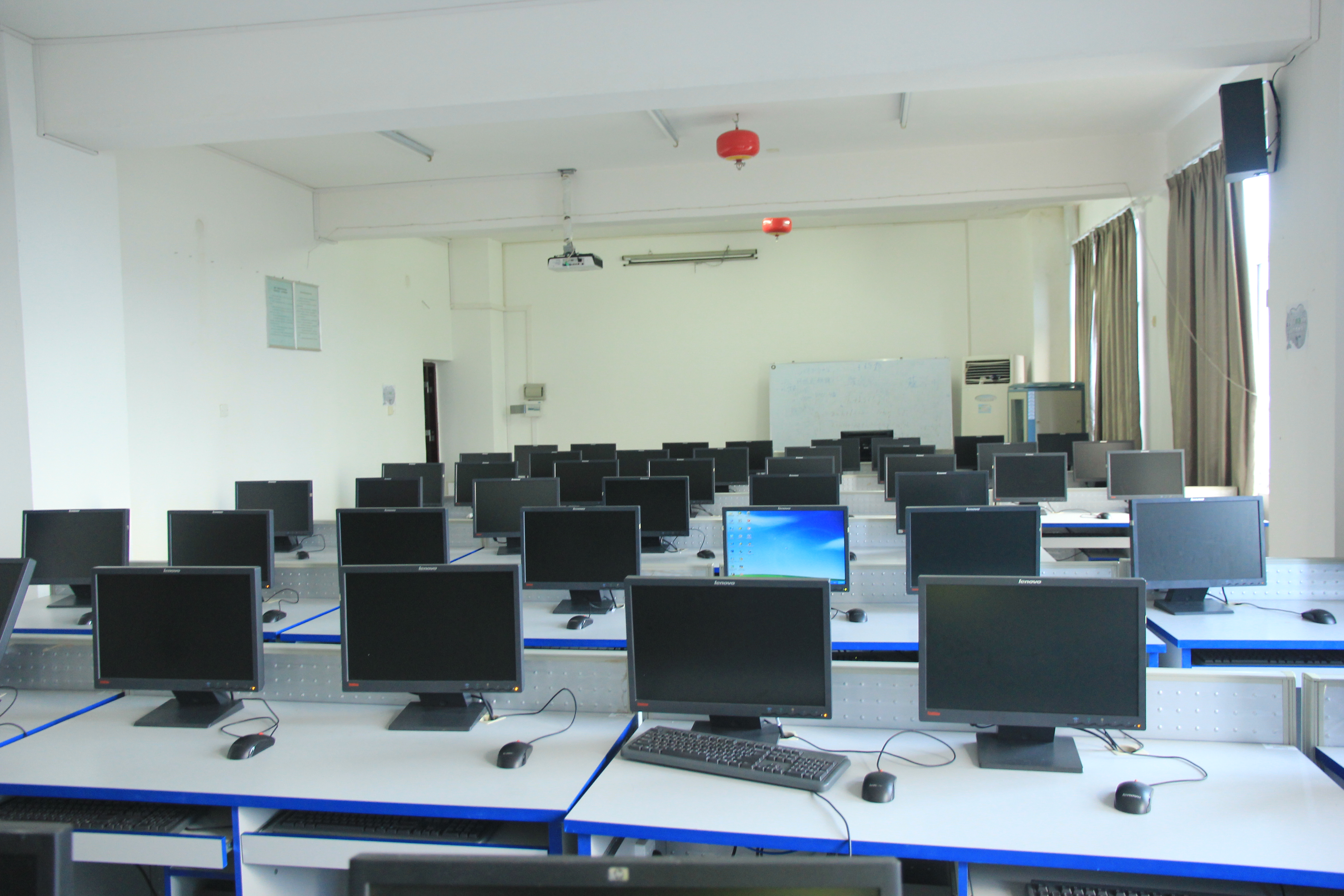 我院积极推进“双创”工作