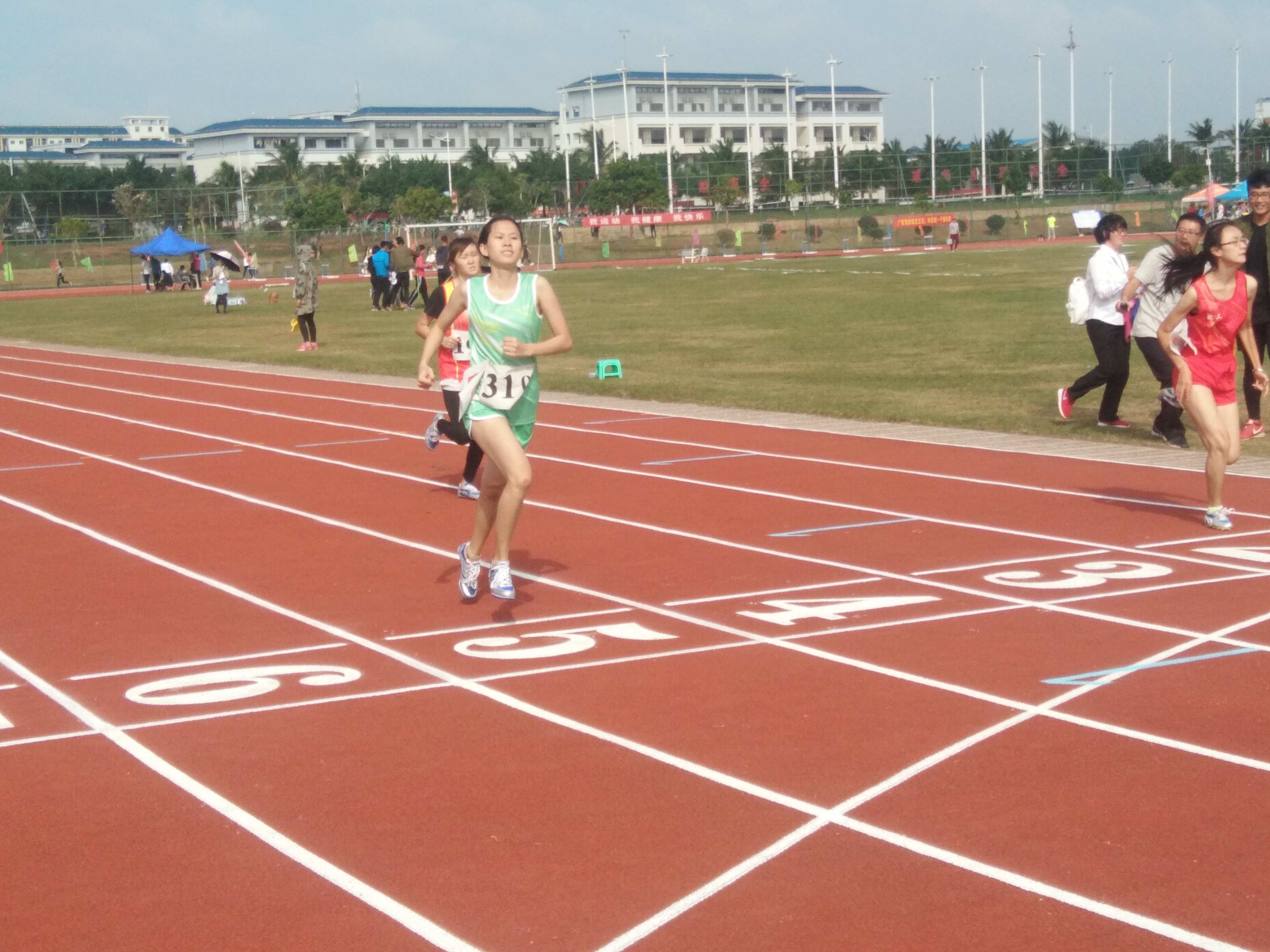 我院在第33届校运动会中喜获佳绩